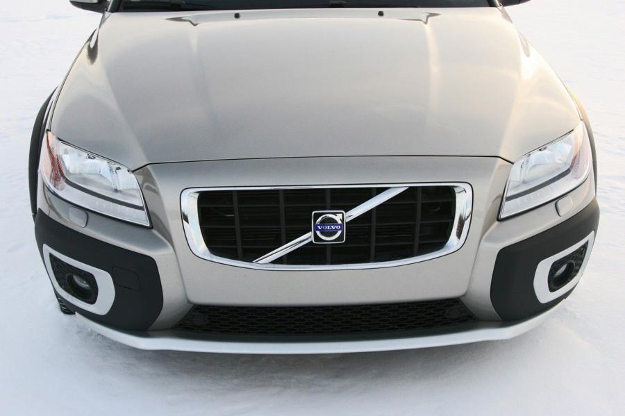  Volvo XC70 2008 года  (фото 34 из 35)